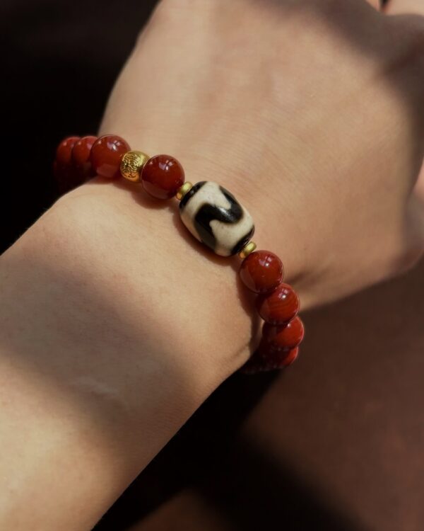 Tai Sui Auspicious Light Guardian Bracelet – South Red Agate Tibetan Tiger Eye Dzi Bead Gold Dzambhala Bead